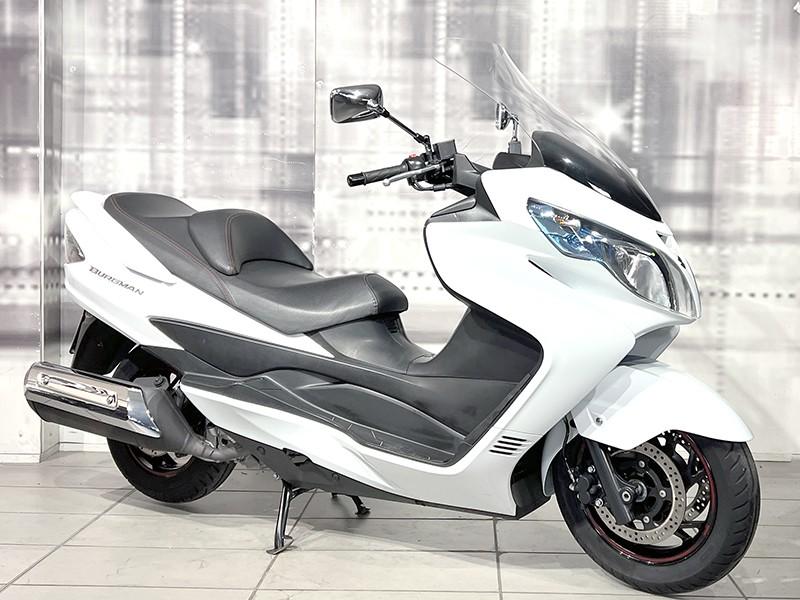 Suzuki Nuovo Burgman 400 Lux