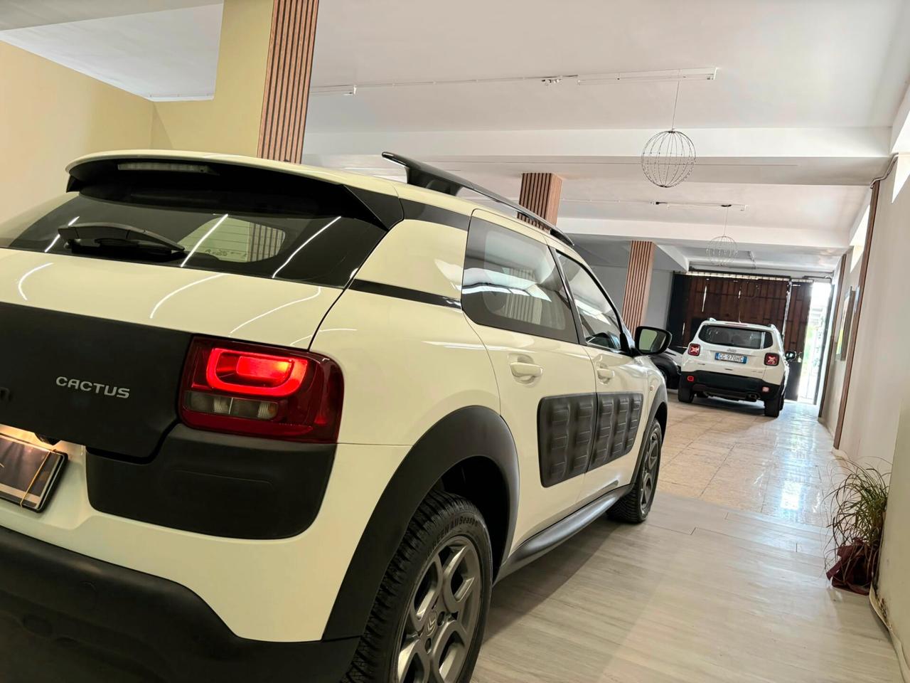 Citroen C4 Cactus 1500cc BlueHDi 100cv Shine