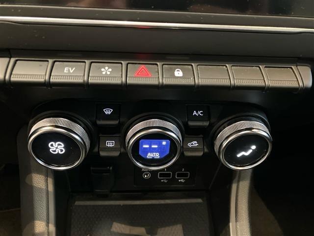 RENAULT Captur 1.6 E-Tech full hybrid Rive Gauche 145cv auto