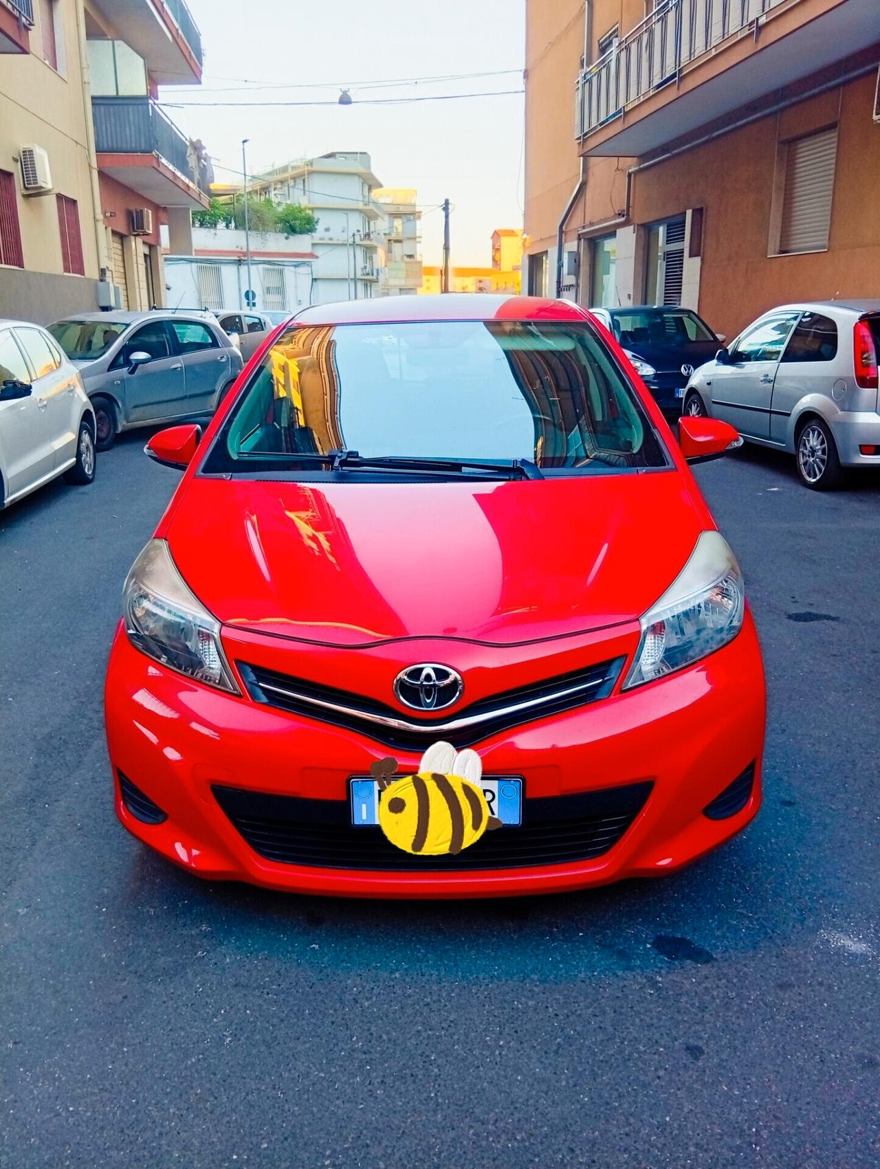 Toyota Yaris 1.0 5 porte Lounge