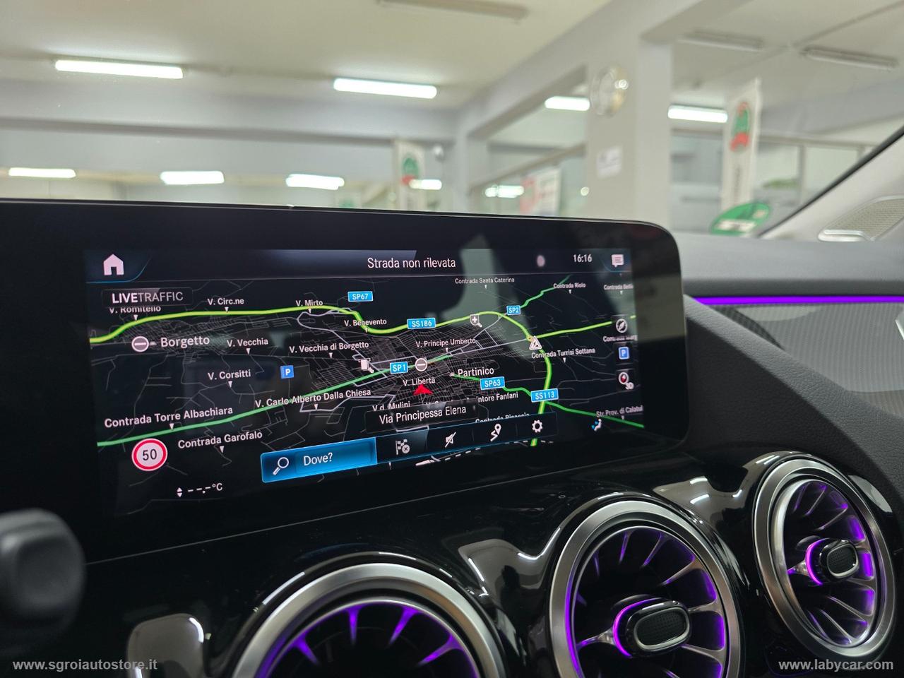 MERCEDES-BENZ GLA 200 d Automatic Premium