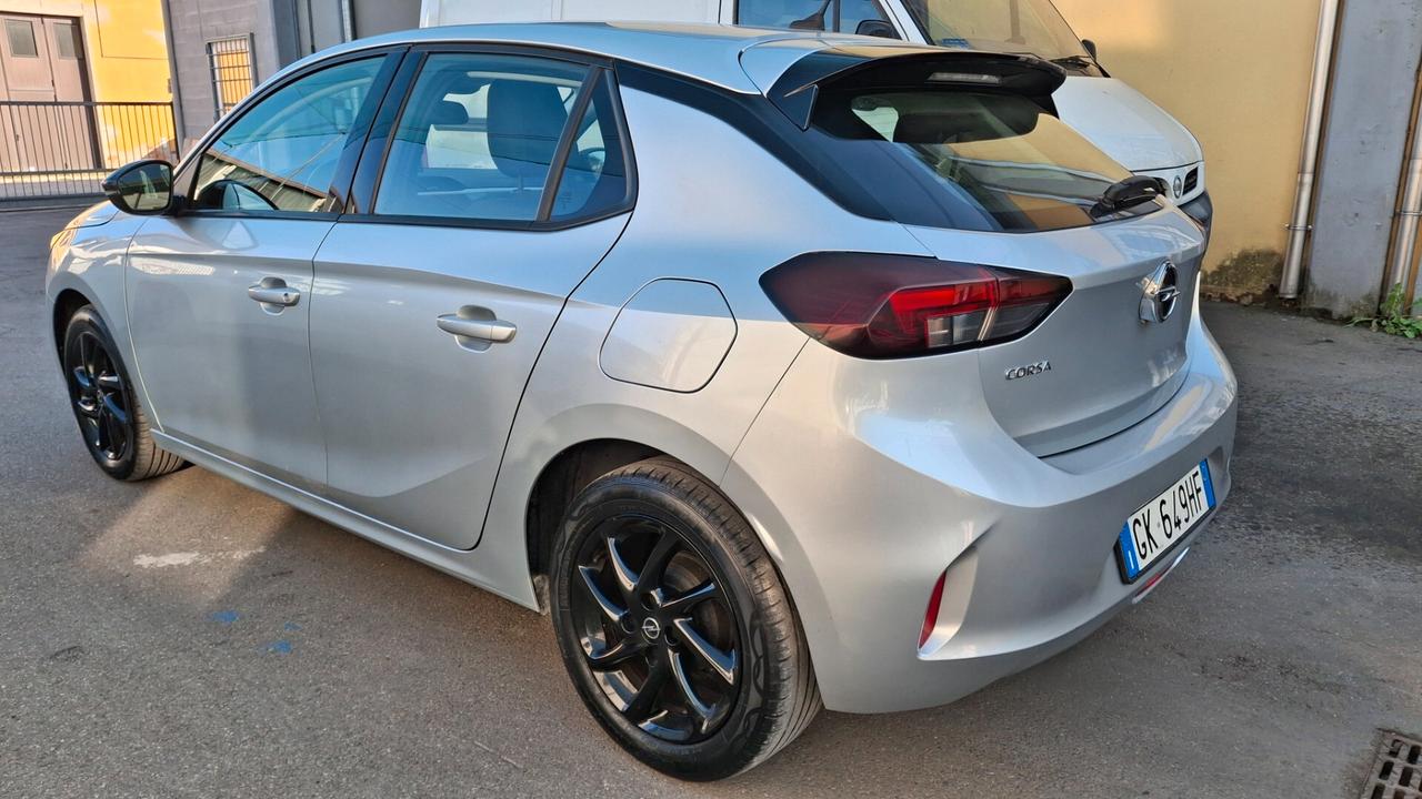 Opel Corsa 1.2 Design & Tech