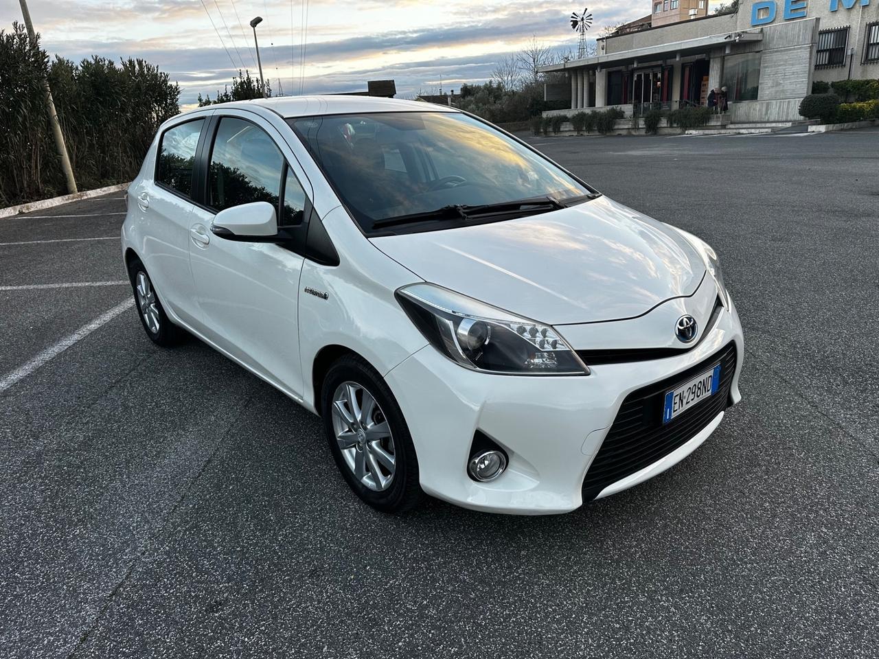 Toyota Yaris Hybrid Lounge Unico Proprietario