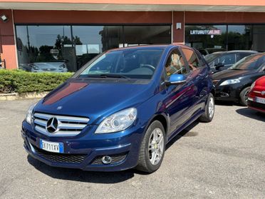 Mercedes-benz B 180 AUTOMATIC Premium
