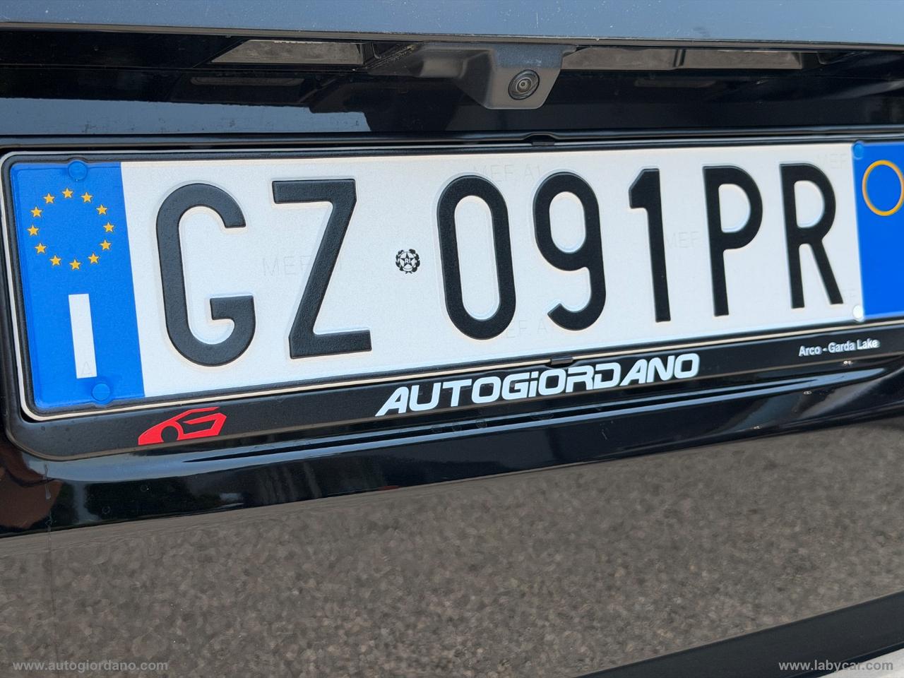 FORD Tourneo Courier 1.0 EcoBoost Titanium