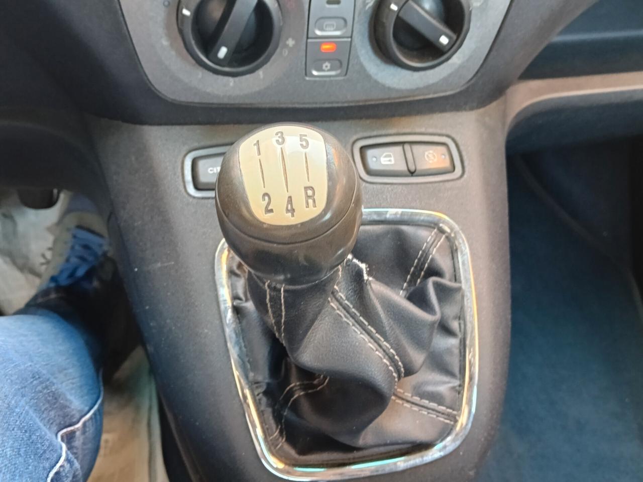 Lancia MUSA 1.3 Mjt 16V 95 CV S&S DPF Oro