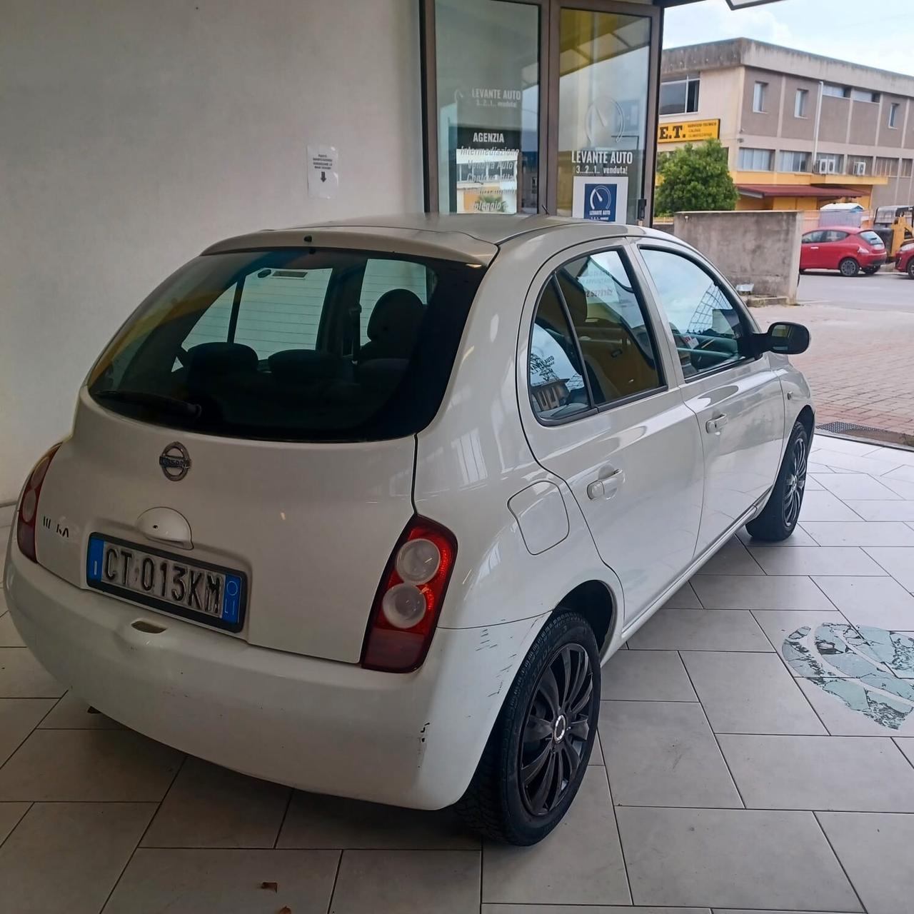 141.708KM MICRA 1.2 BEN CONSERVATA OK NEOPATENTATI
