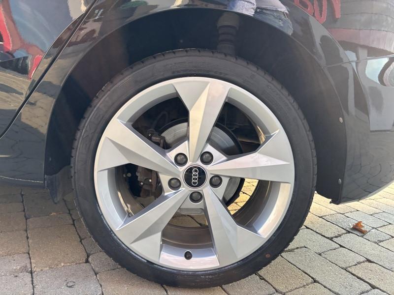 Audi A3 Sportback 35 2.0 tdi Business Advanced s-tronic LED-TETTO-18"