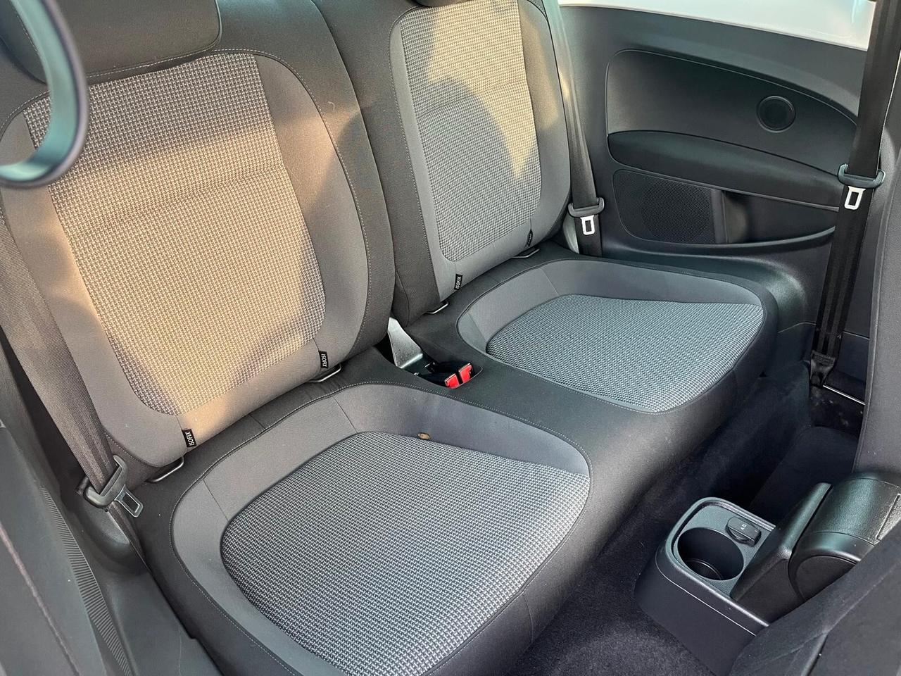 Volkswagen Maggiolino 1.2 TSI Design