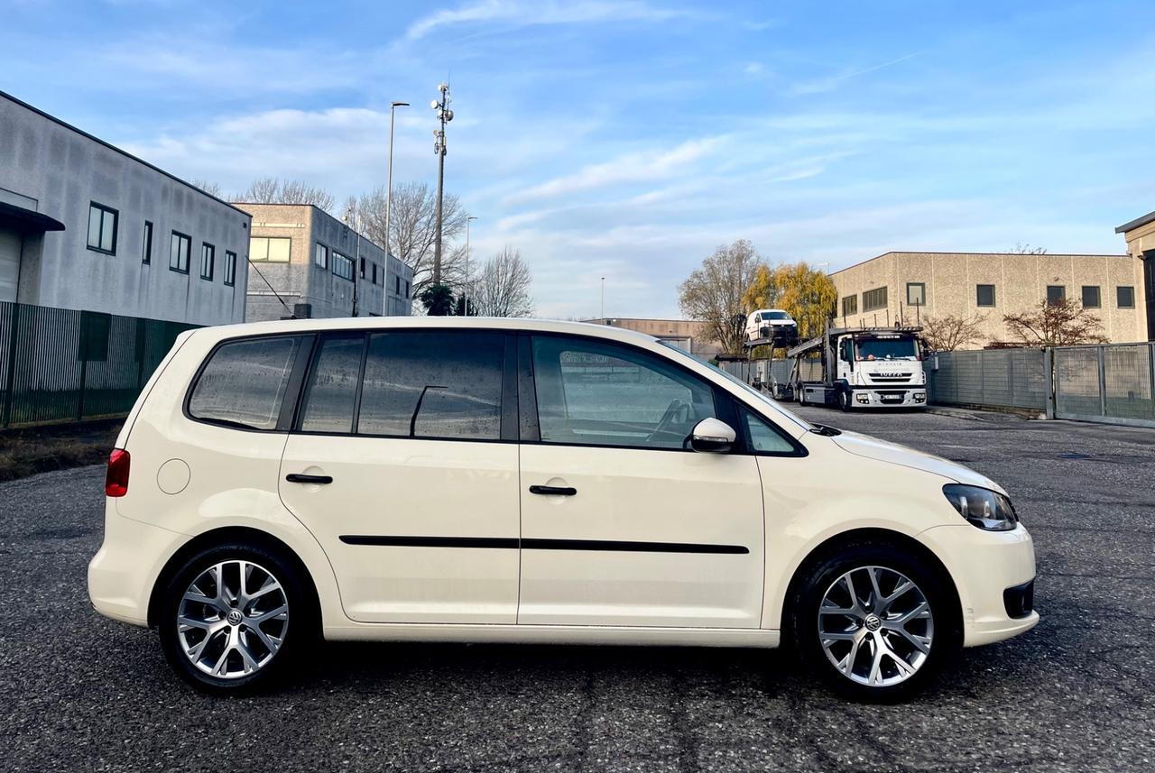 Volkswagen Touran Business 2.0 TDI 140 CV DSG Highline