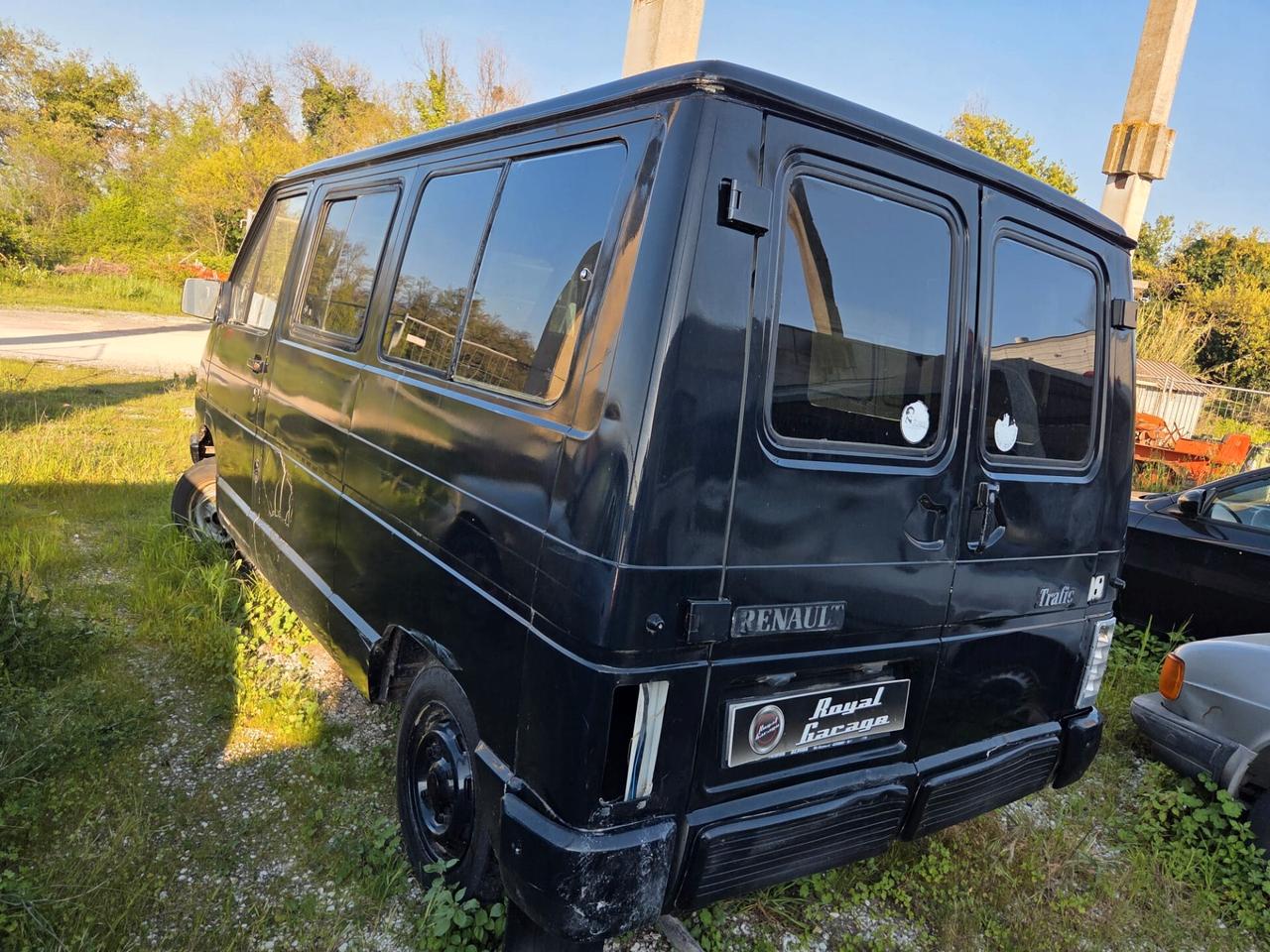 Renault Trafic 2.1D 9 POSTI MK1 - DA RESTAURO