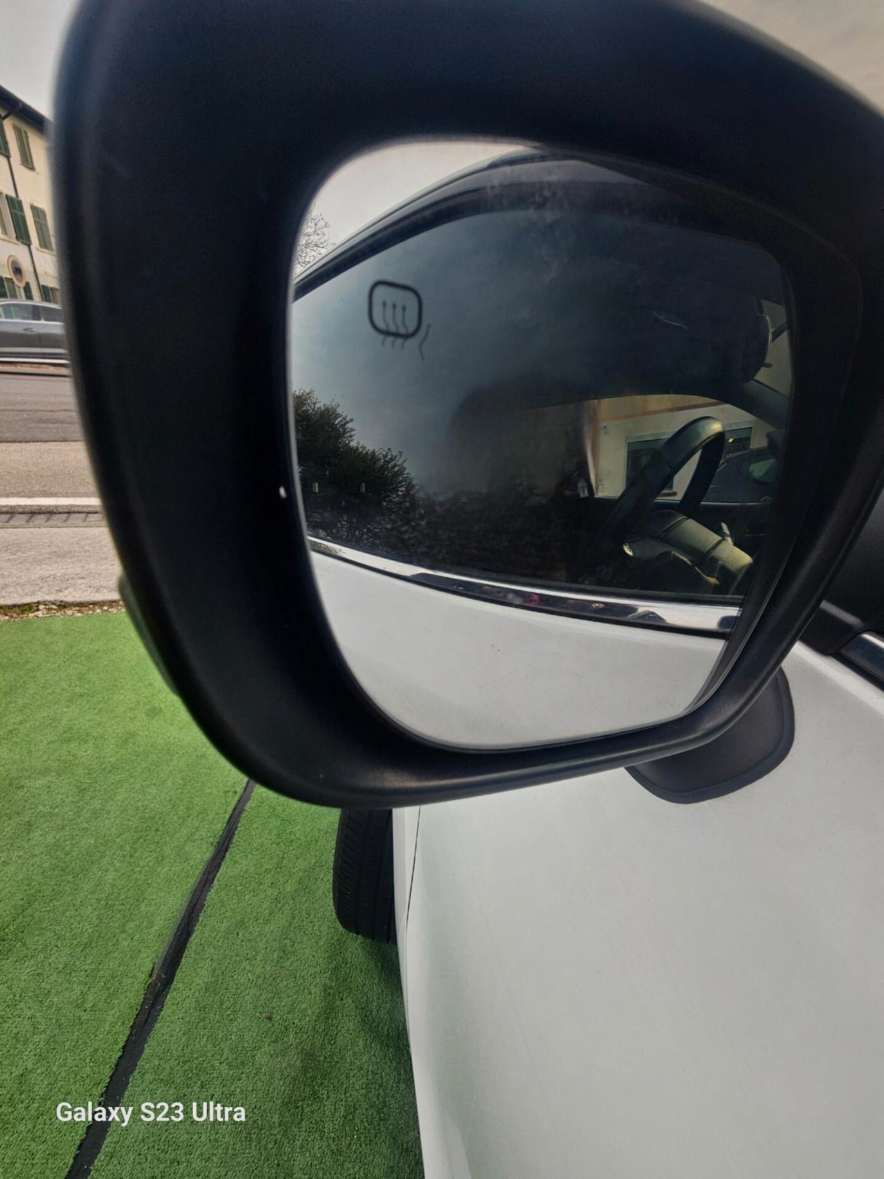 Suzuki Baleno 1.2 Hybrid B-Top