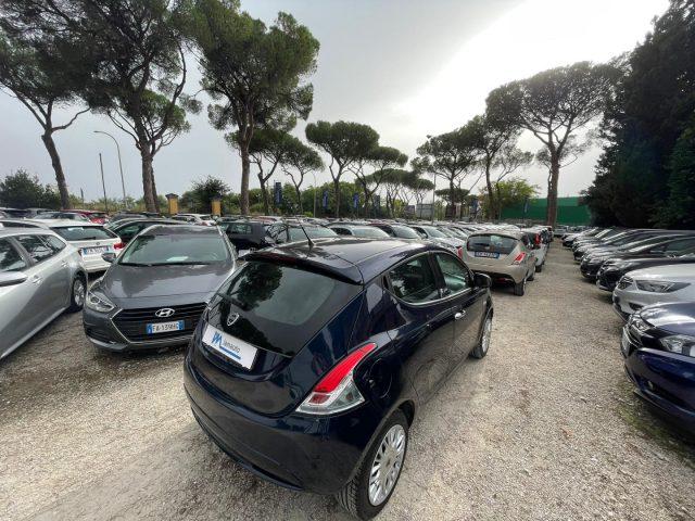 LANCIA Ypsilon 1.2 69cv OK NEOPATENTATI ..