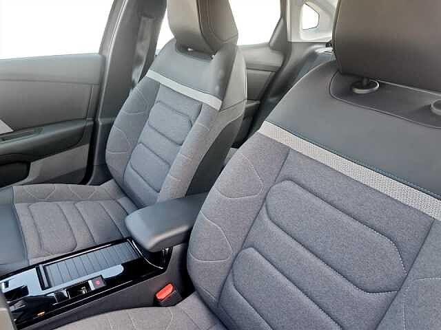 Citroen C4 X C4 X 1.5 bluehdi Plus s&s 130cv eat8