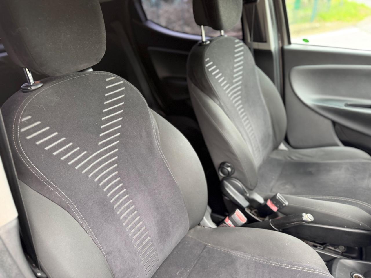 Lancia Ypsilon 1.2 69 CV 5 porte GPL Ecochic Gold