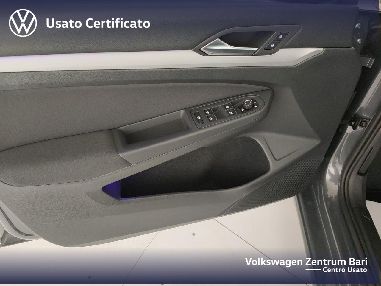 Volkswagen Golf 1.0 etsi evo life 110cv dsg