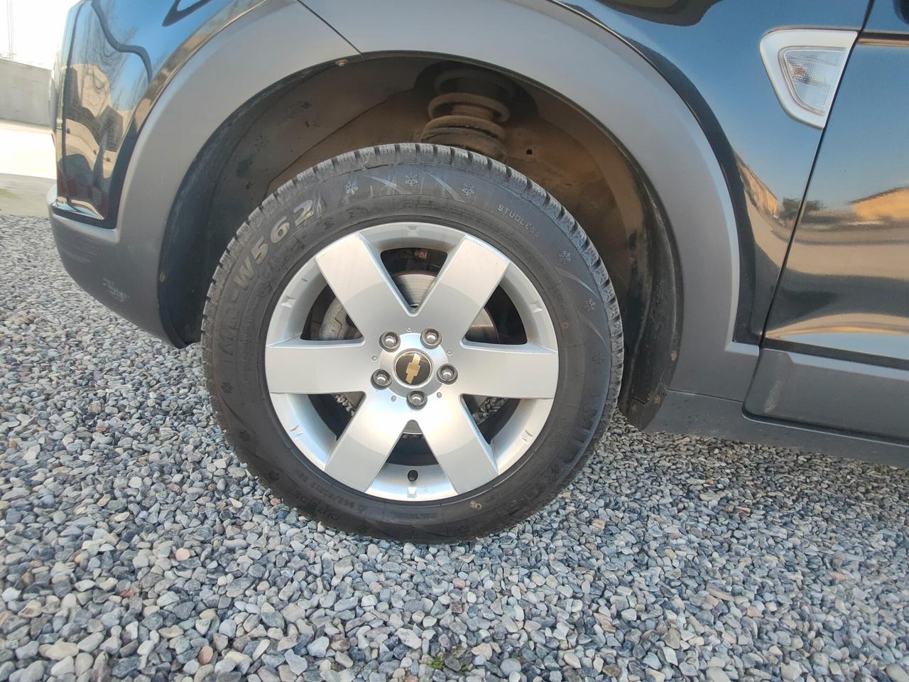 Chevrolet Captiva 2.0 VCDi 2WD 7 POSTI NEOPATENTATI