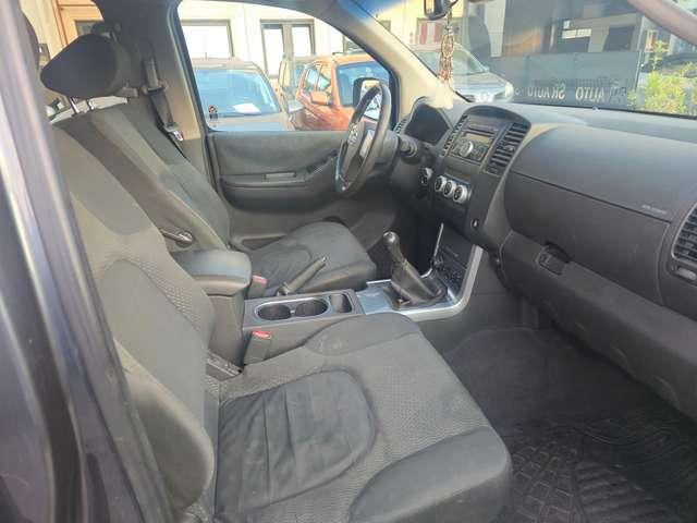 Nissan Pathfinder Pathfinder III 2010 2.5 dci XE
