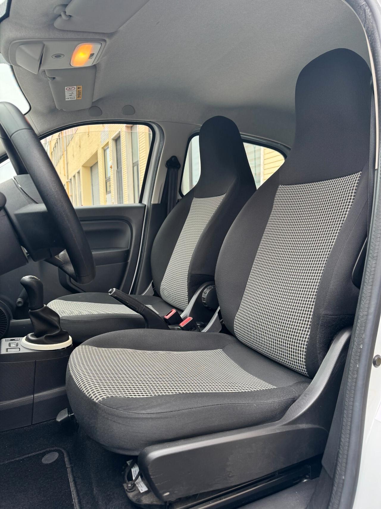 Renault Twingo SCe Life NEOPATENTATI