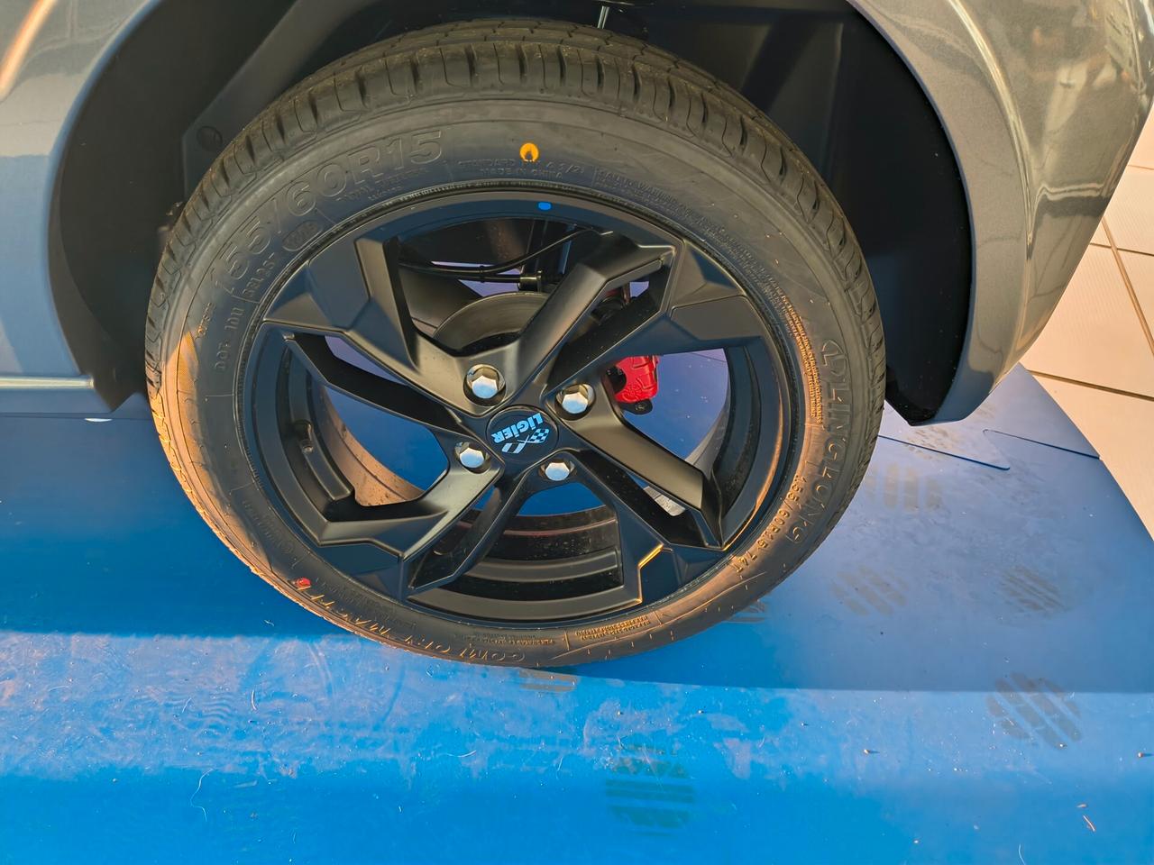 LIGIER JS50 DCI Elite Confort con servosterzo e clima