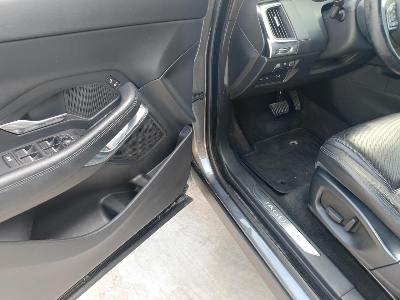 Jaguar E-Pace 2.0D 150 CV AWD aut. SE