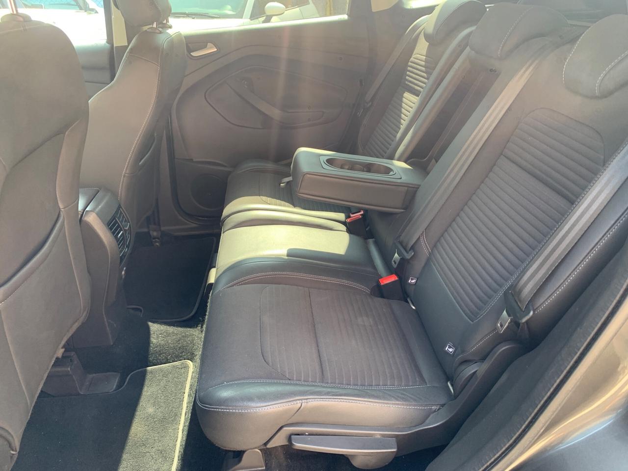 Ford Kuga 1.5 TDCI Powershift