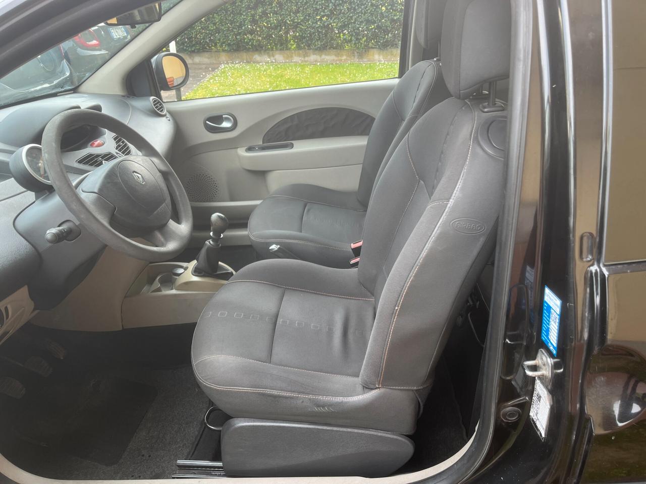 Renault Twingo 1.2 8V Dynamique