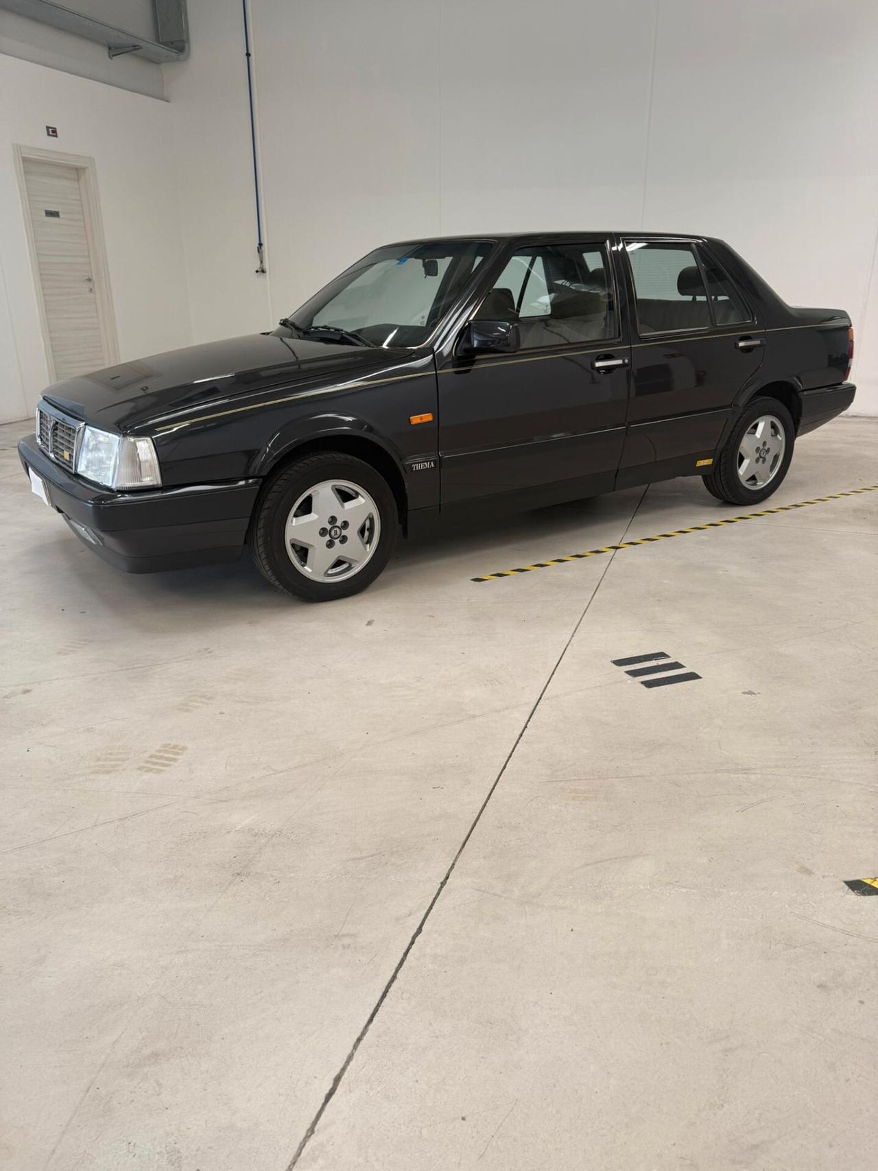 Lancia Thema Ferrari