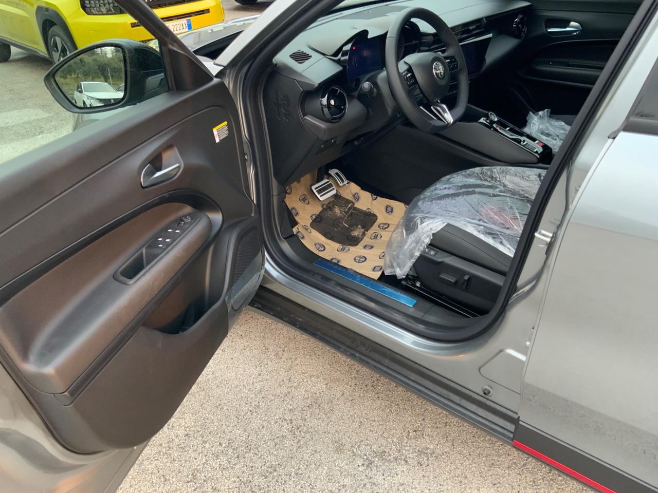 Alfa Romeo Junior 1.2 136 CV Hybrid eDCT6 Speciale