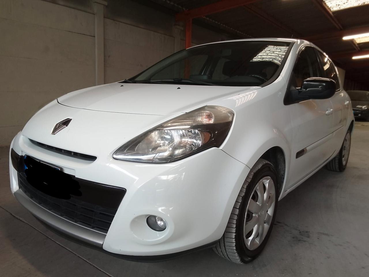 Renault Clio 1.5 TDCI 5PORTE ok Neo