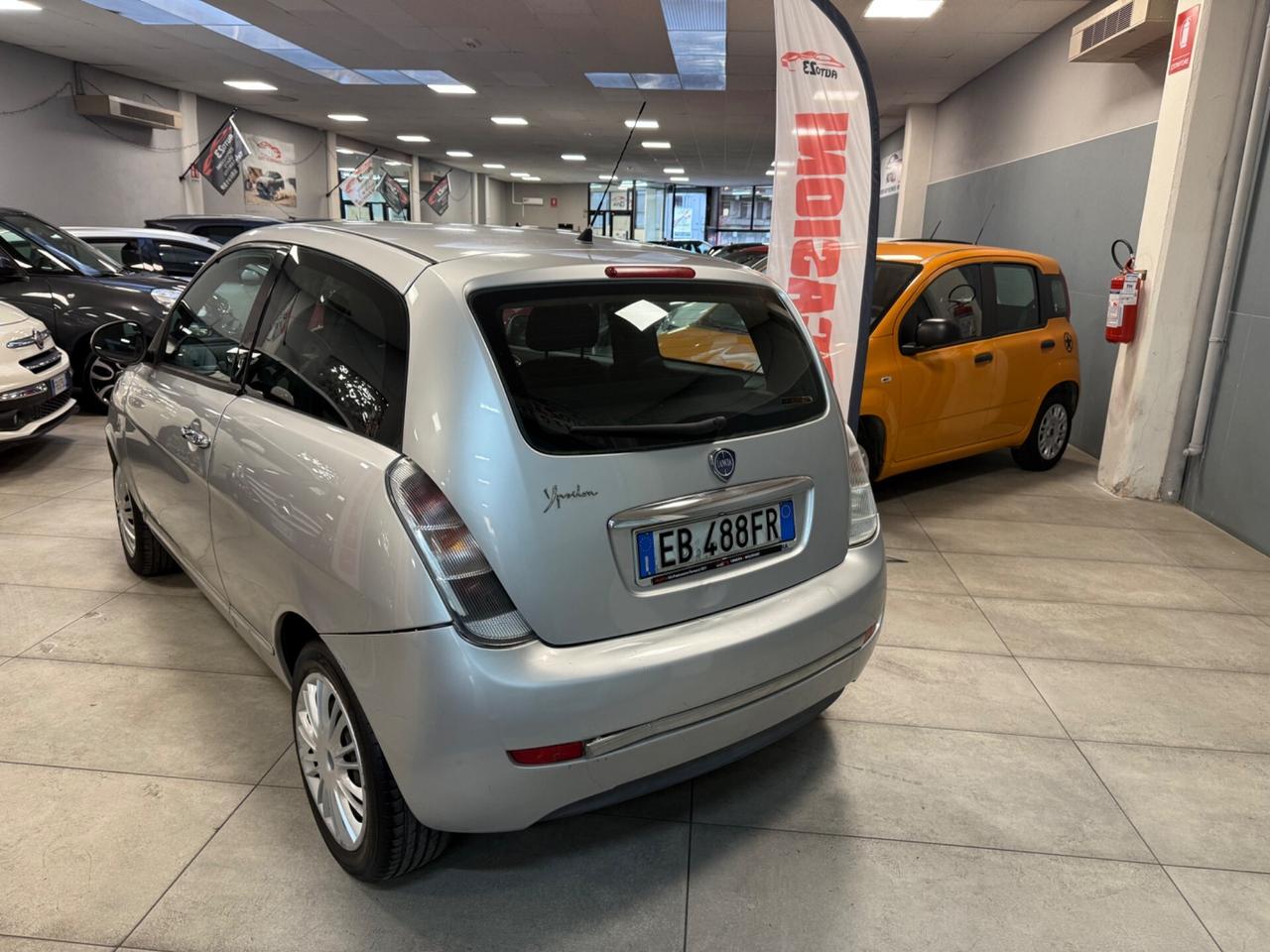 Lancia Ypsilon 1.2 Platino 60CV Ok Neopatentati