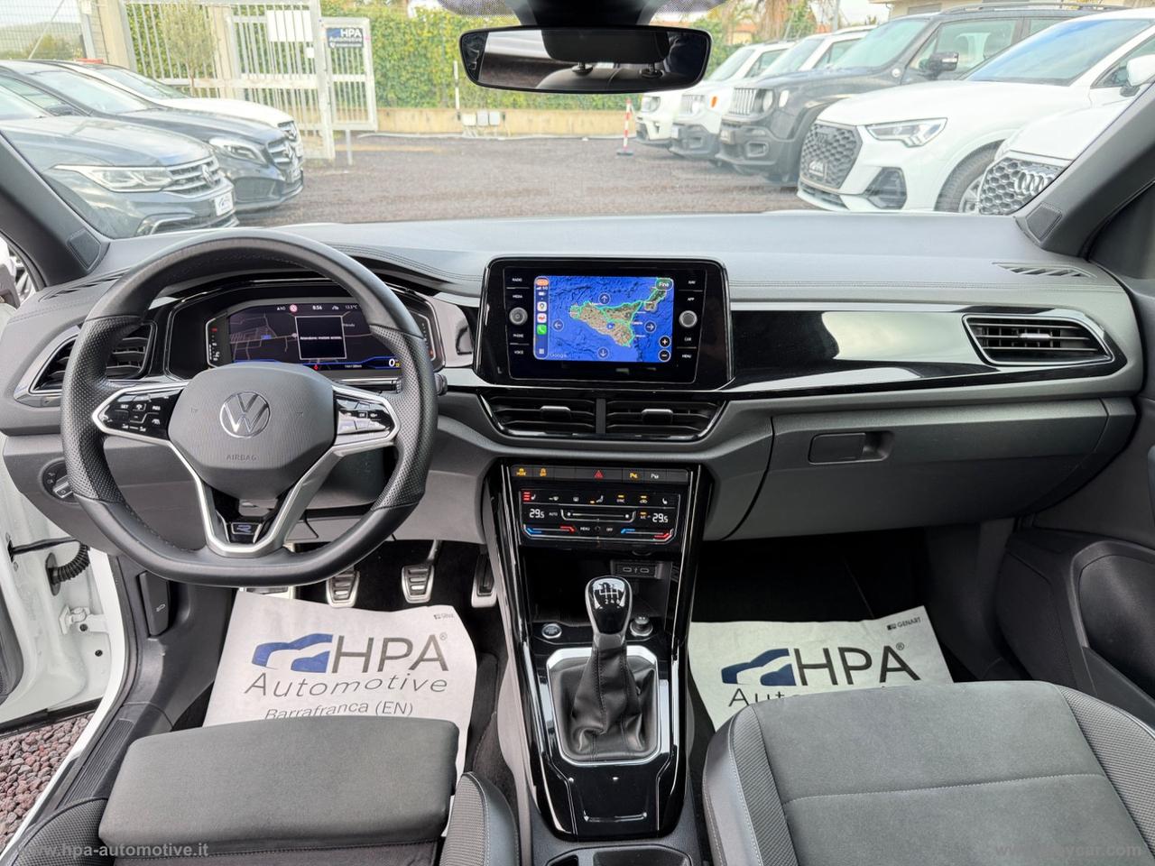 VOLKSWAGEN T-Roc 2.0TDI R-LINE NAVI LED PELLE MATRIX