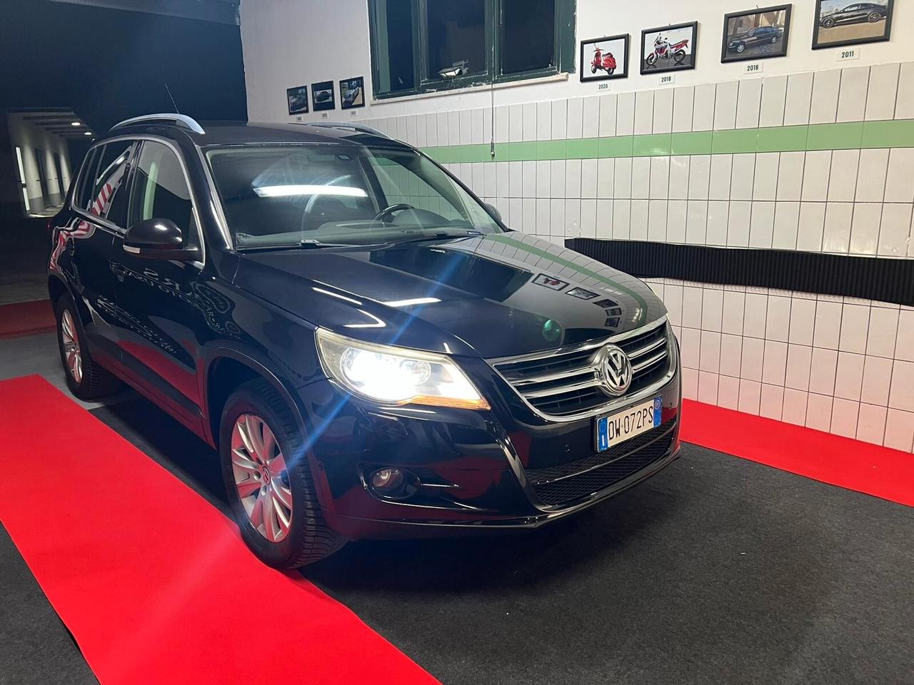 Volkswagen Tiguan 2.0 16V TDI DPF tiptronic Track & Field (28°)