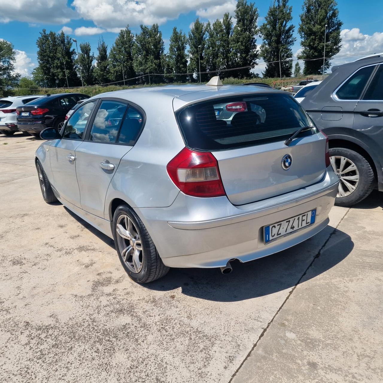 Bmw 118 120d cat 5 porte Attiva
