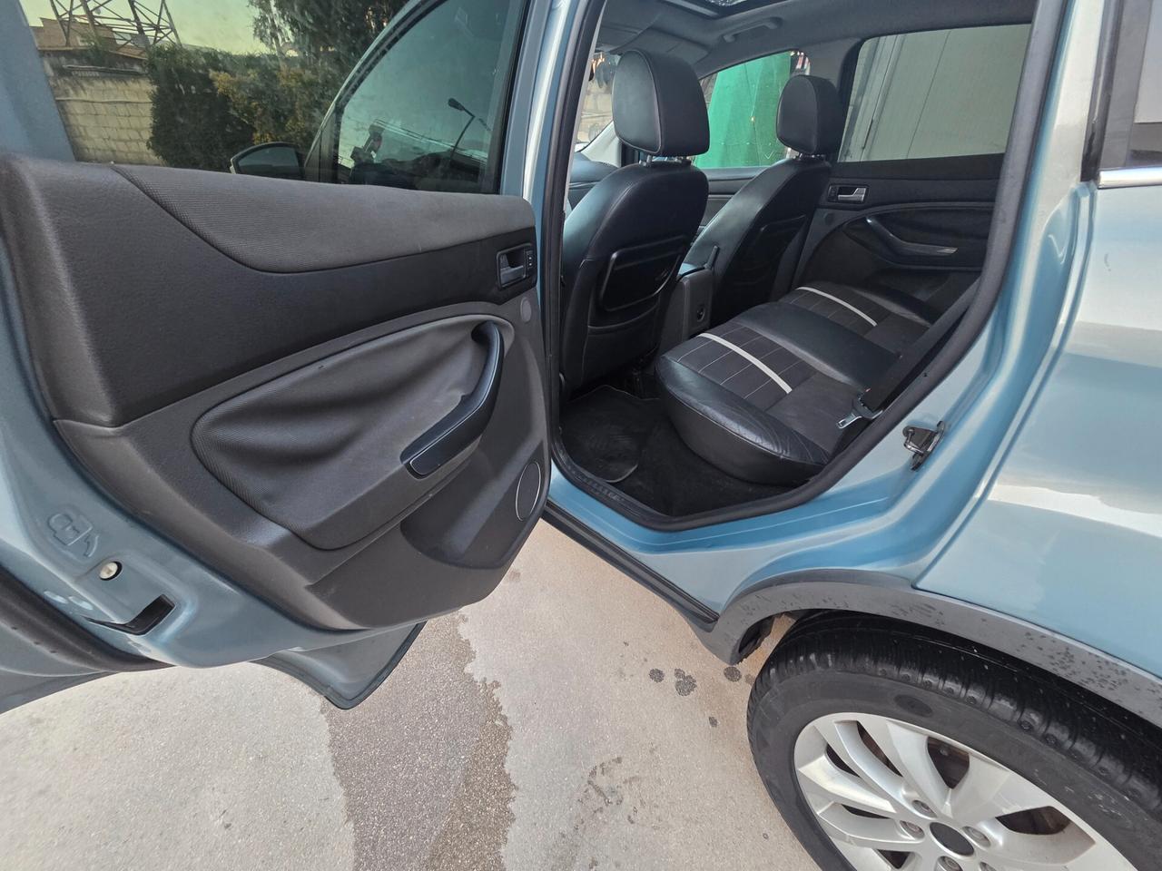Ford Kuga 2.0 TDCi 136 CV 4WD Titanium