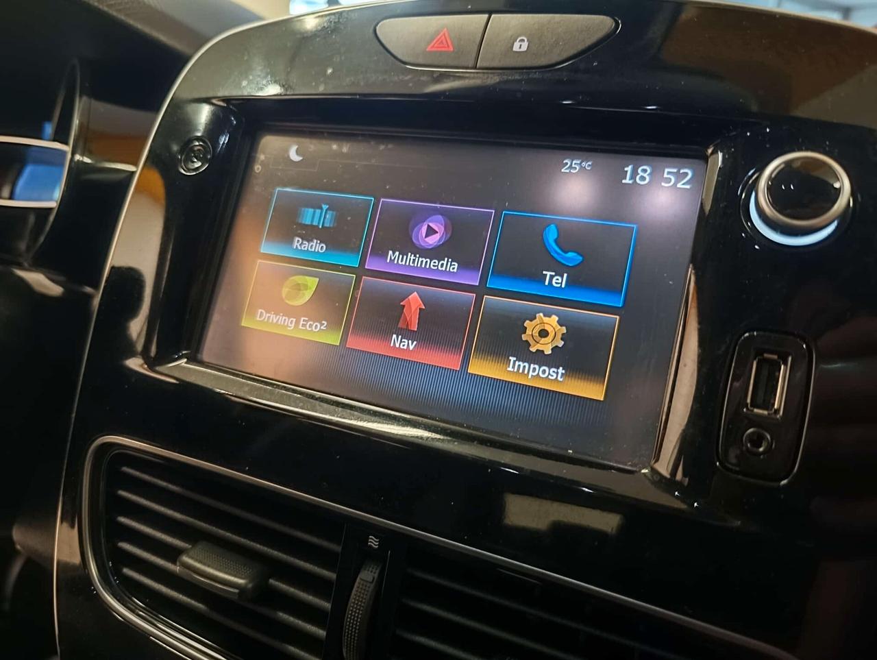 Renault Clio 1.2 75 CV 5 porte Duel2