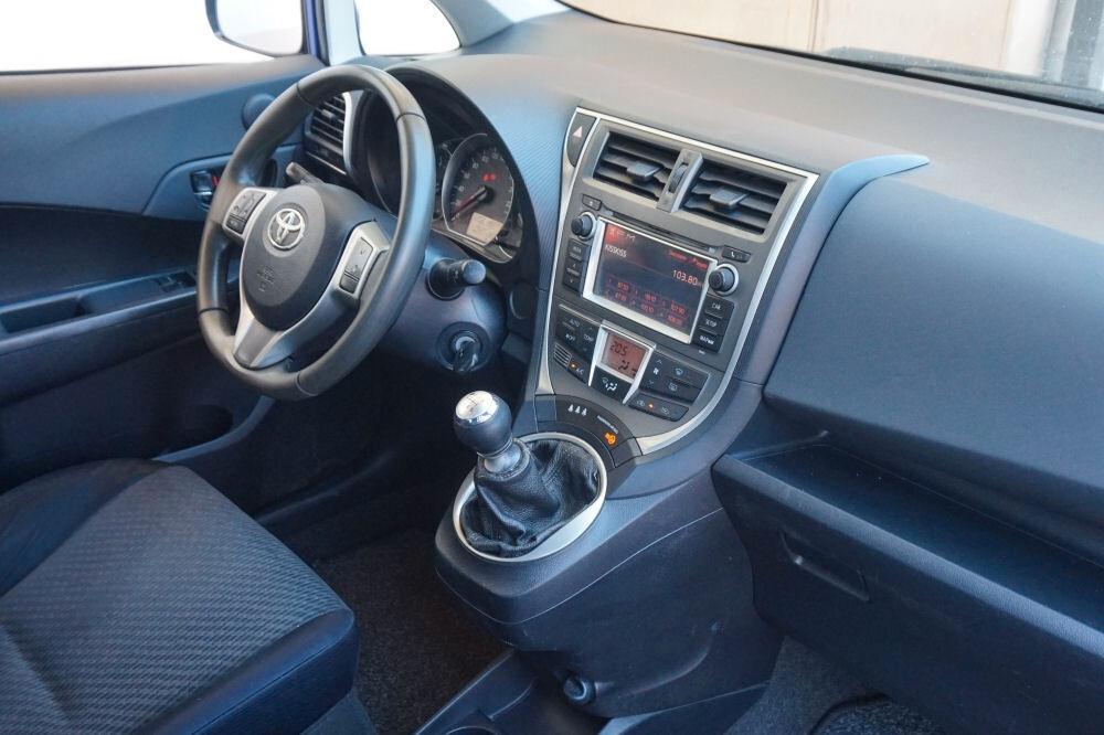 Toyota Verso-S 1.4D MT Lounge