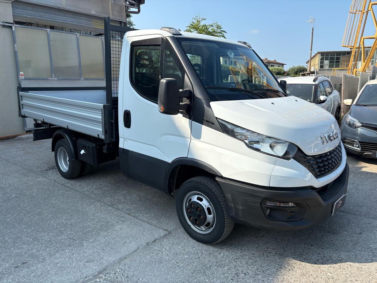 Iveco dayli ribaltabile trilaterale