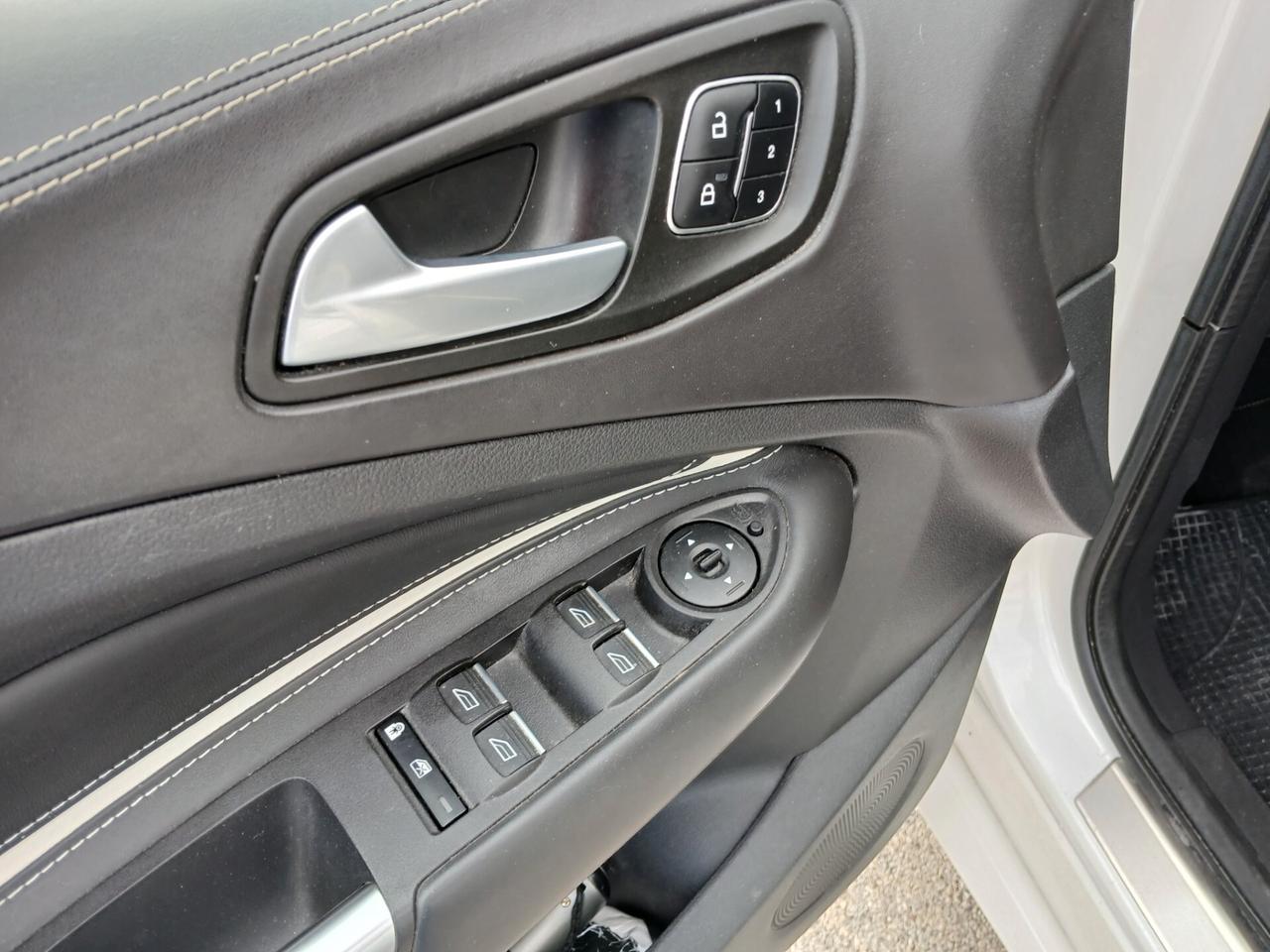 Ford Kuga 2.0 TDCI 180CV 4X4 VIGNALE AUTO