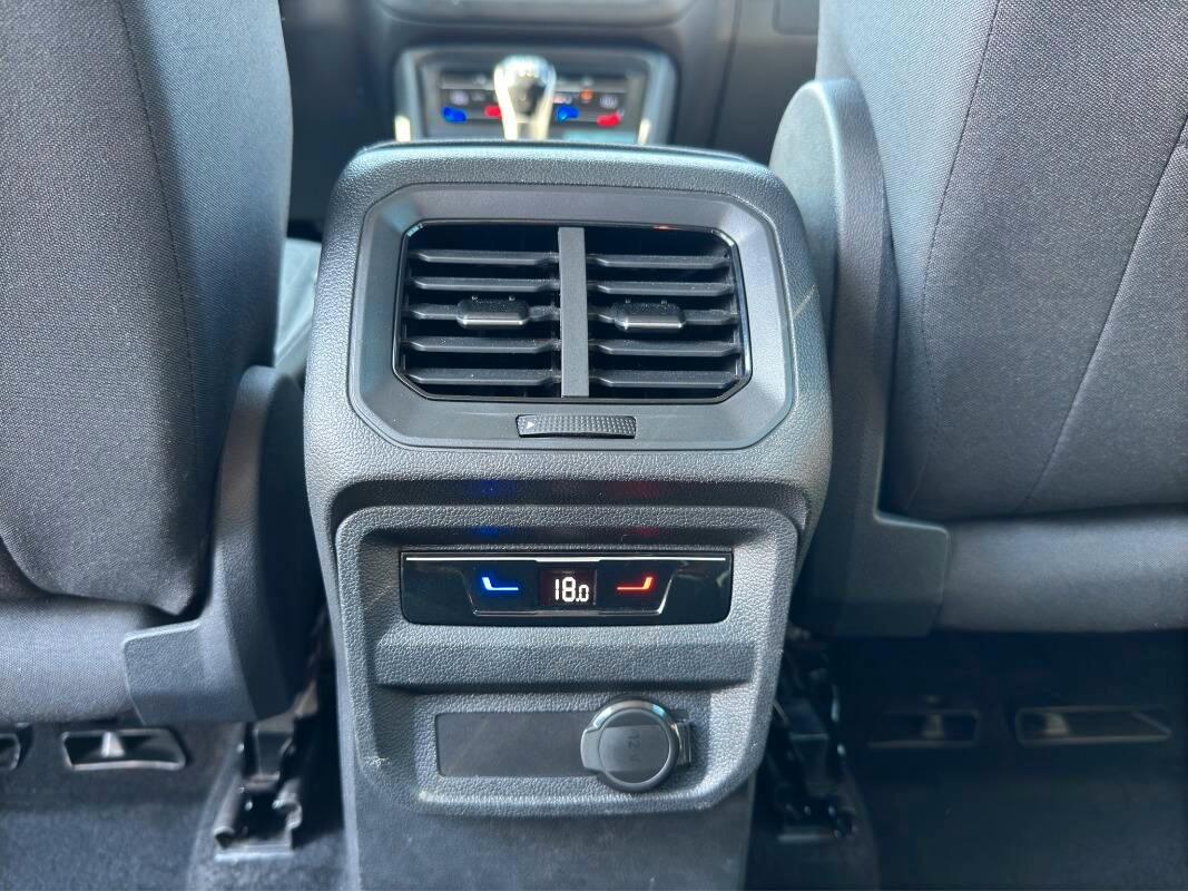 Volkswagen Tiguan 1.5 tsi Life 130cv CON TELECAMERA E CARPLAY