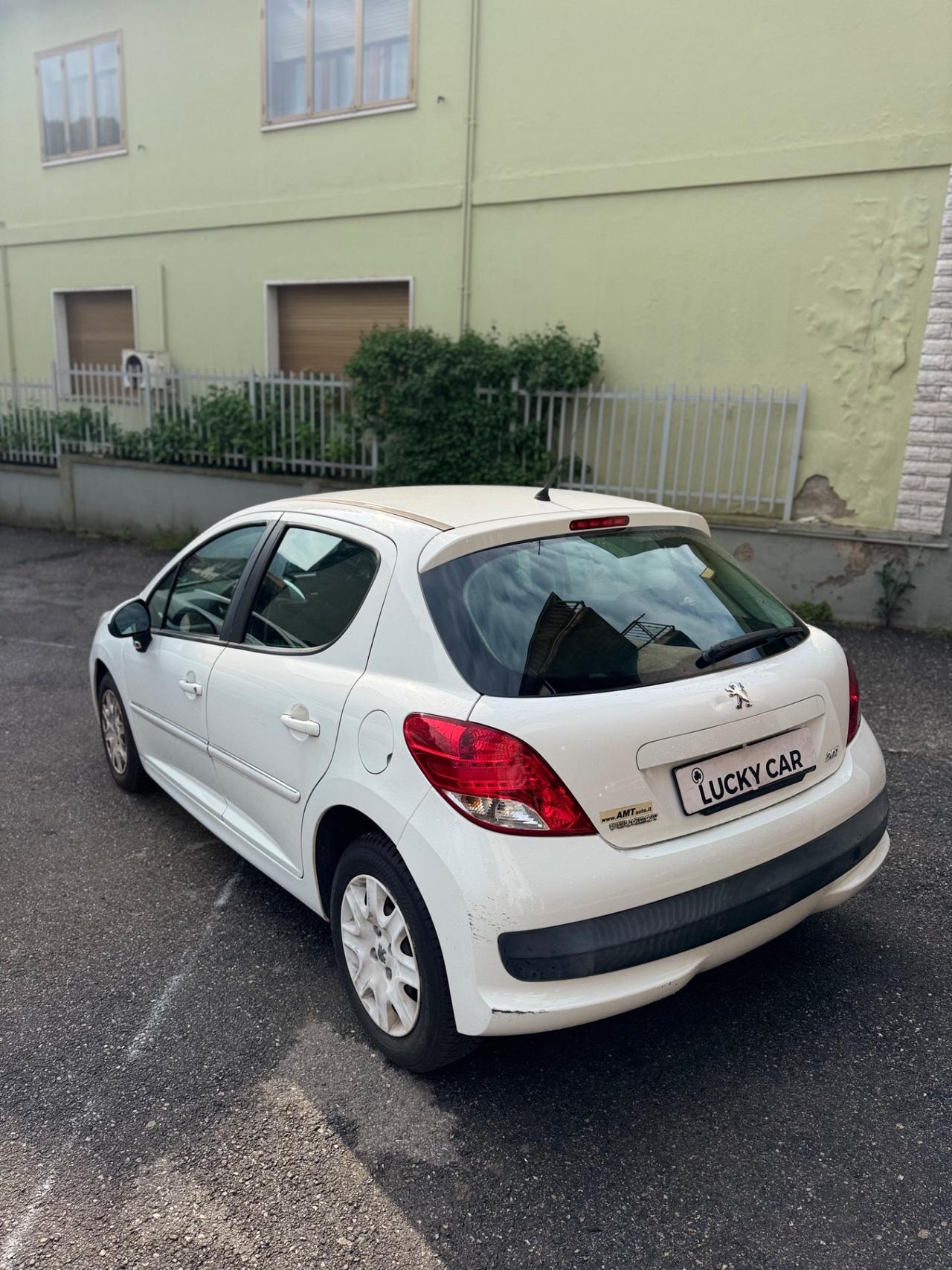 Peugeot 208 1.4 HDi 68 CV 5 porte Active