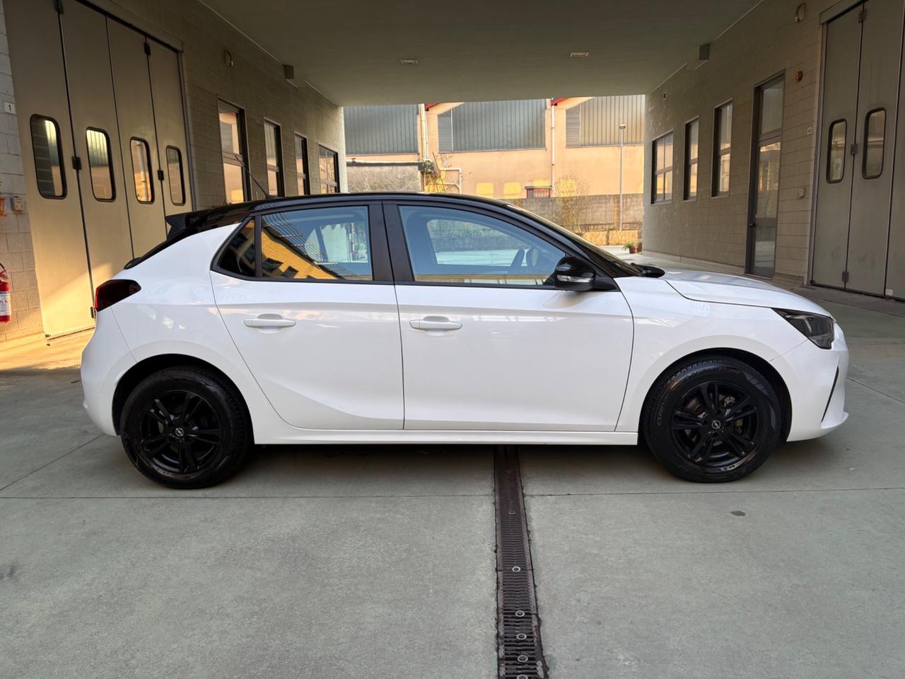 Opel Corsa 1.2 Edition