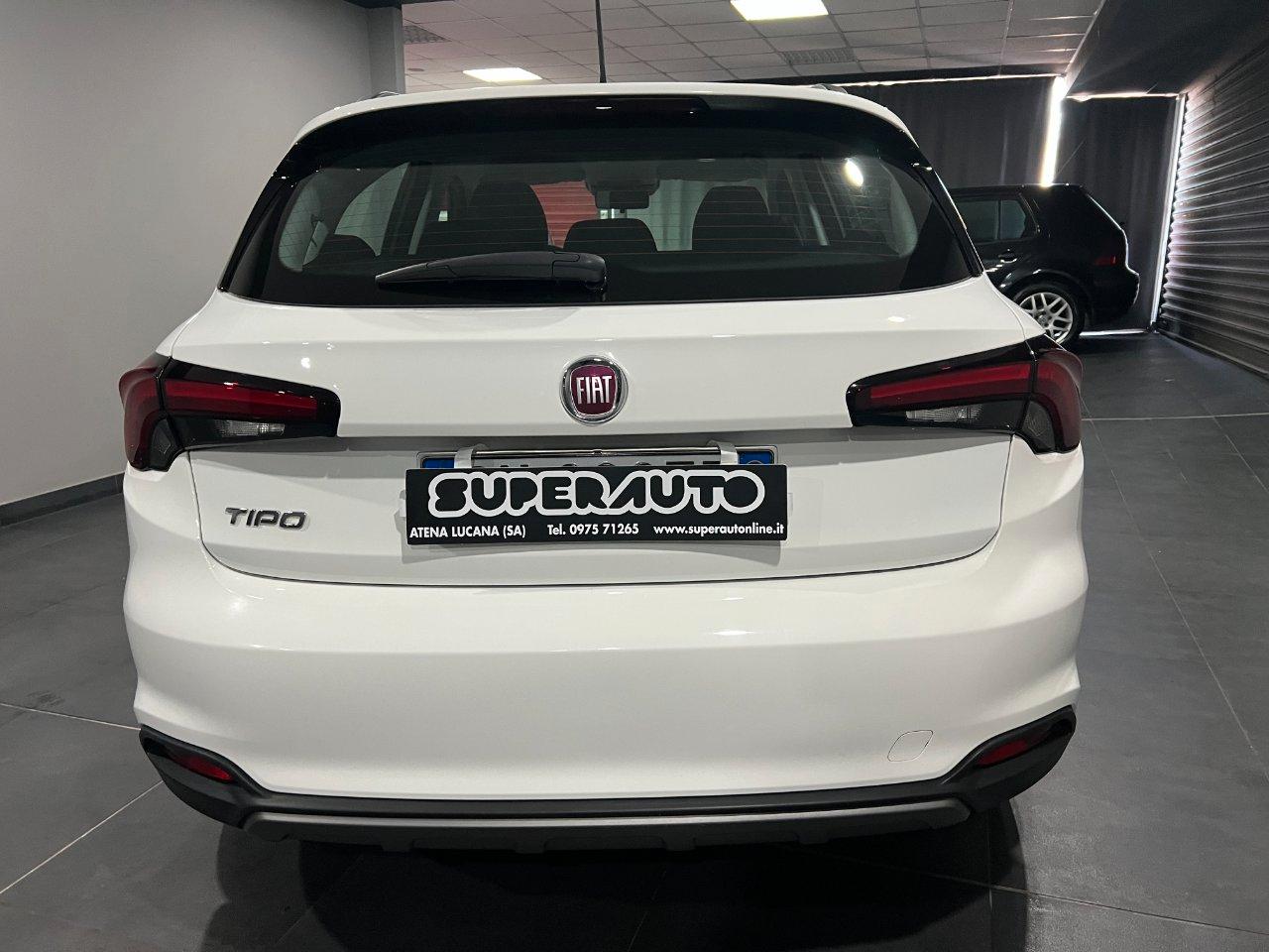 Fiat Tipo Tipo 1.6 mjt Cross s&s 130cv DA VETRINA
