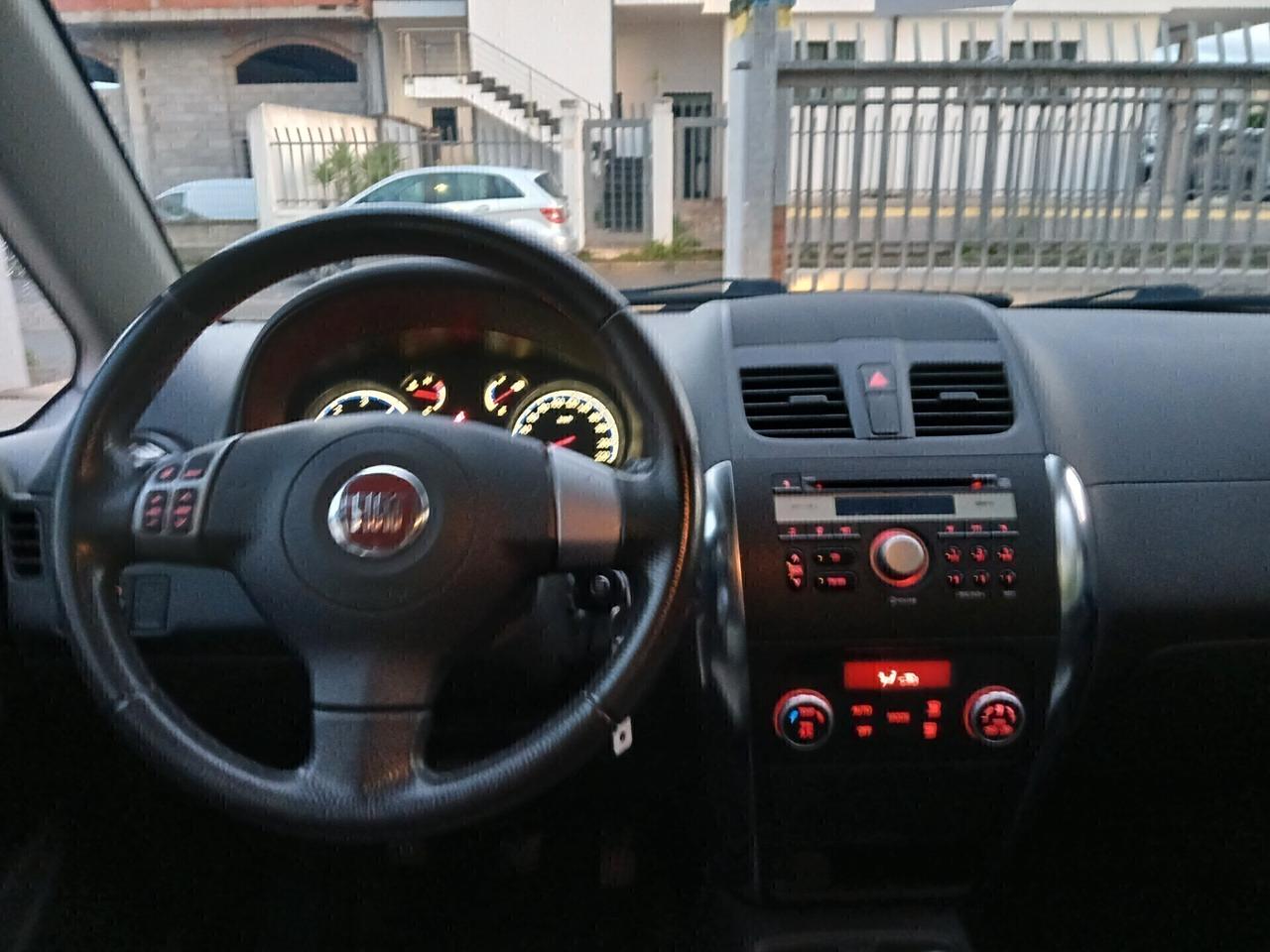 FIAT Sedici Emotion 2.000 MultiJet 136cv 4WD