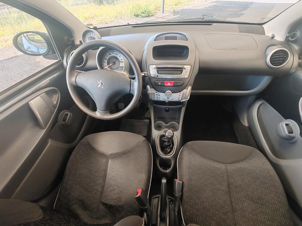 Peugeot 107 1.0 68CV 5p. Plaisir