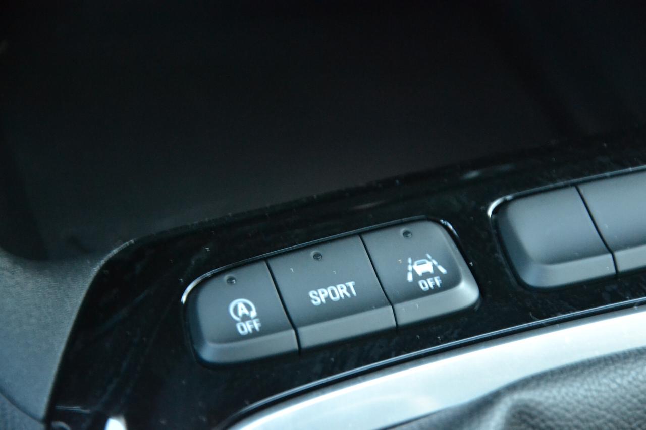 Opel Corsa 1.2 100CV GS PELLE+NAVI+RCAM+FARI MATRIX+CERCHI