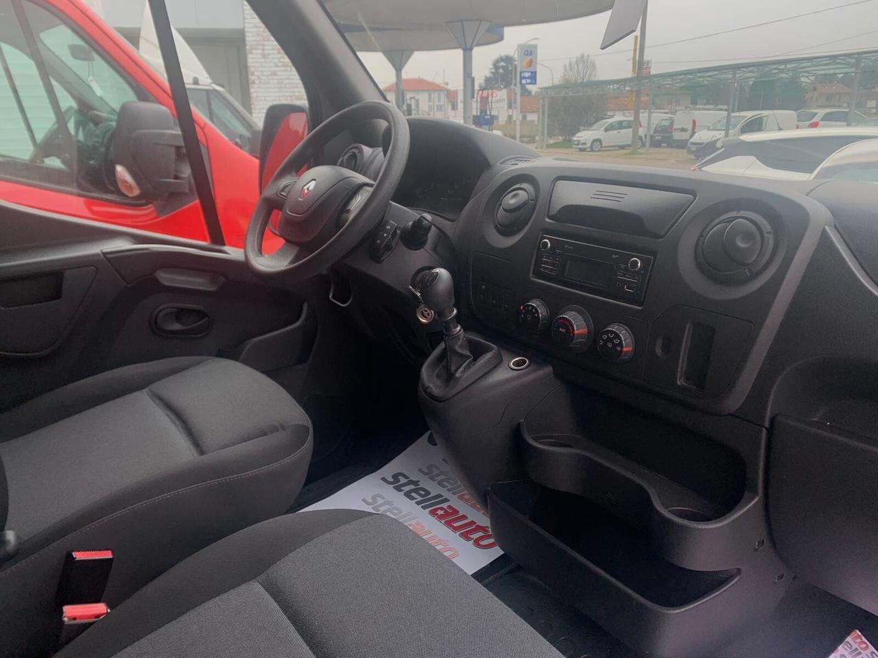 Renault Master T35 2.3 dCi/130 PM Cabinato