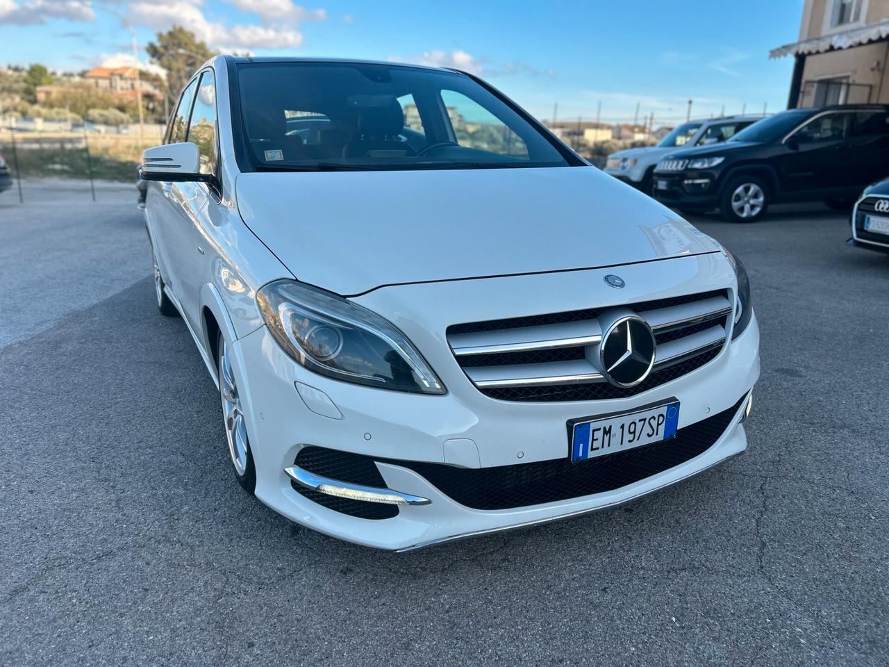 Mercedes-benz B 200 CDI BlueEFFICIENCY Premium