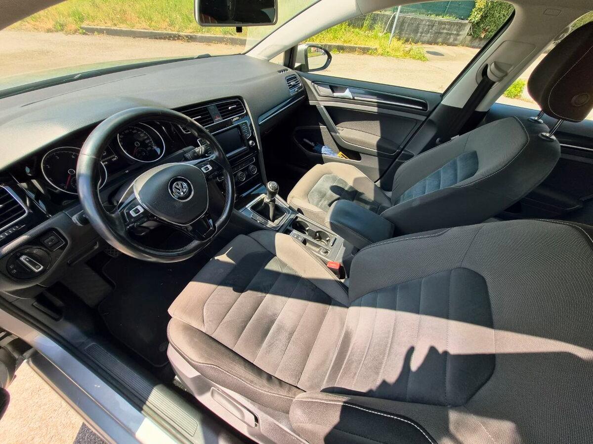 Volkswagen Golf 1.6 tdi Highline 5p