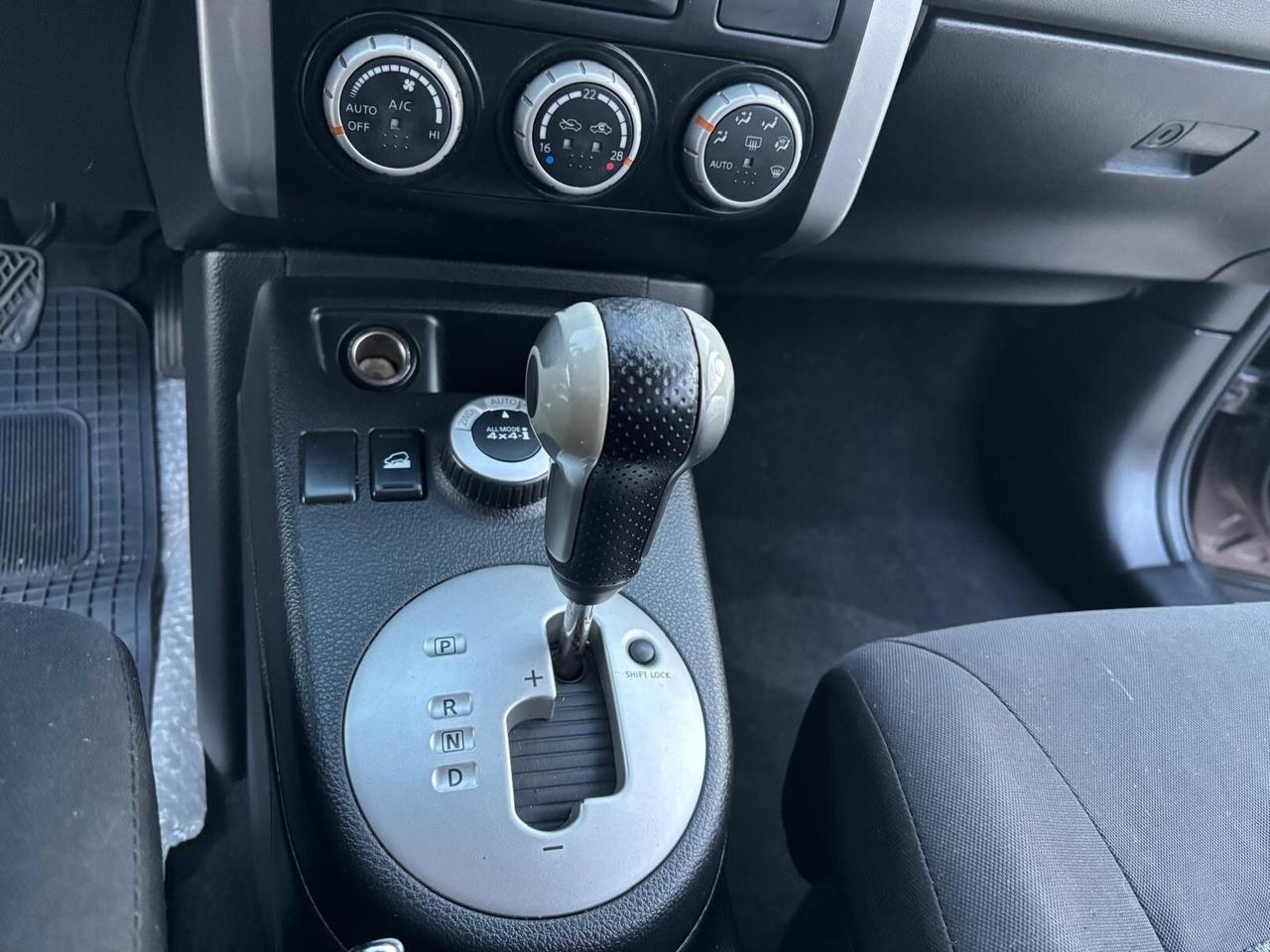 Nissan X-Trail 2.0 dCi 150CV LE Cel. 320 147 1147